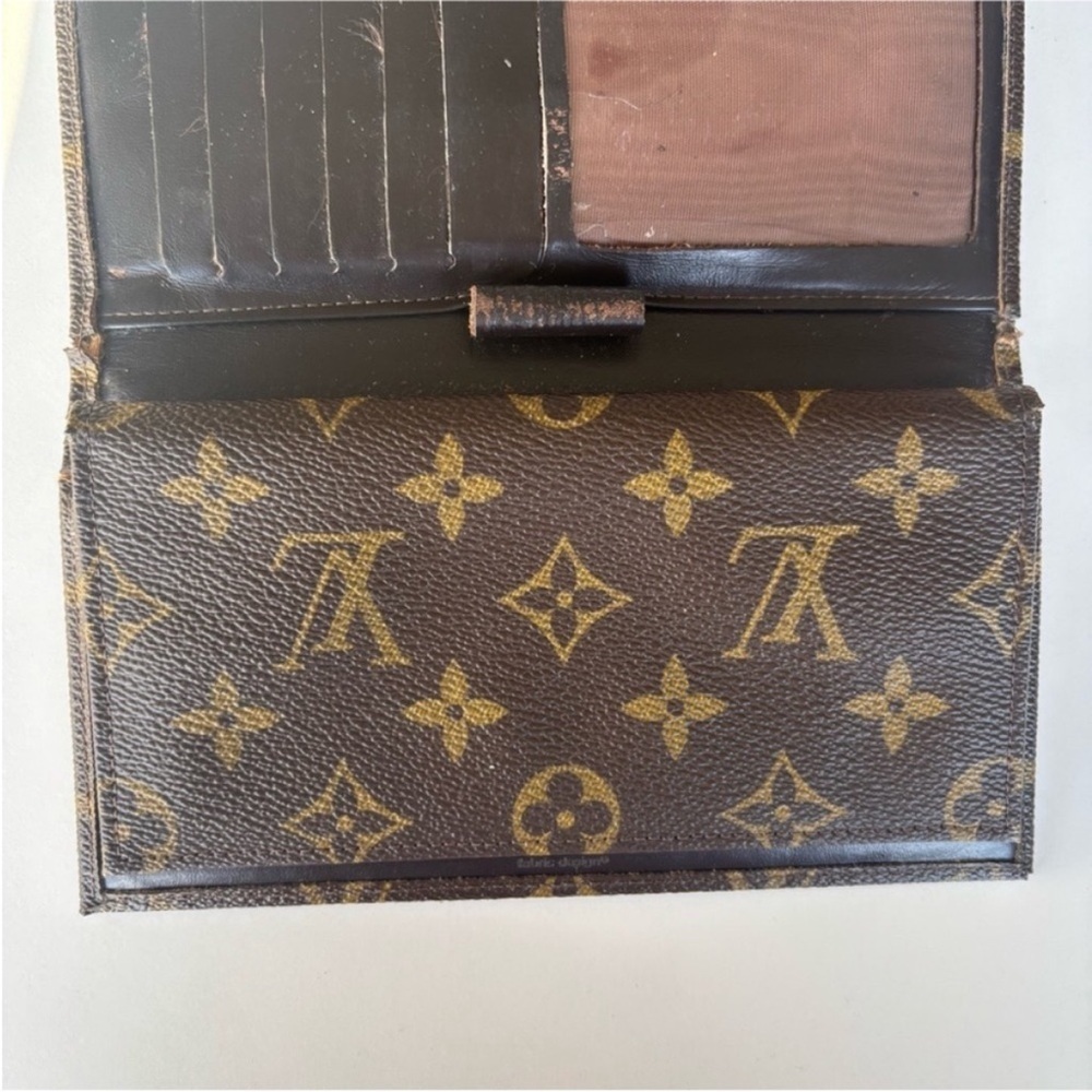 Louis Vuitton Trifold Wallet Vintage 1970s Monogram French Company Checkbook - Picture 7 of 15